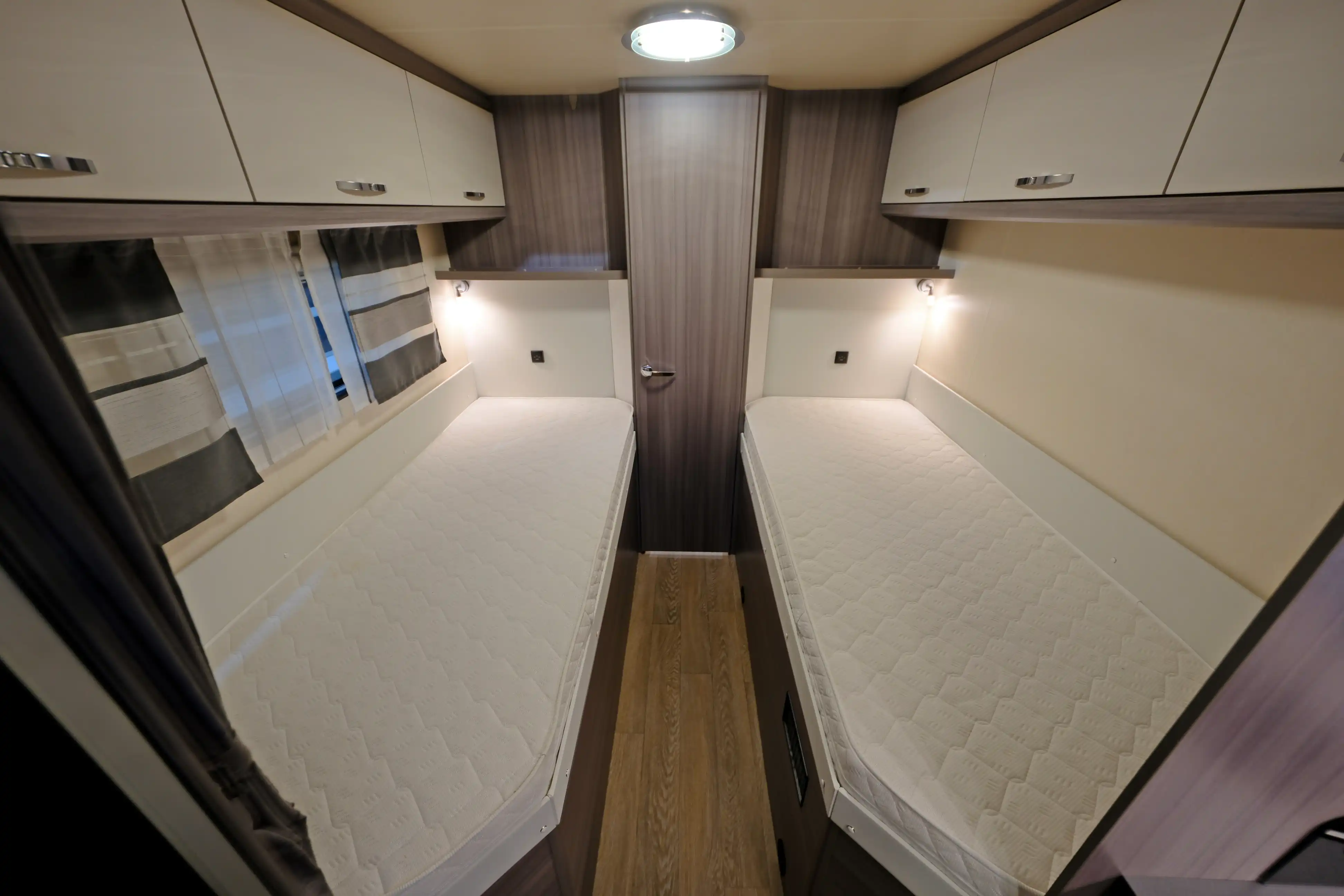 HOBBY Optima Ontour T 70 E